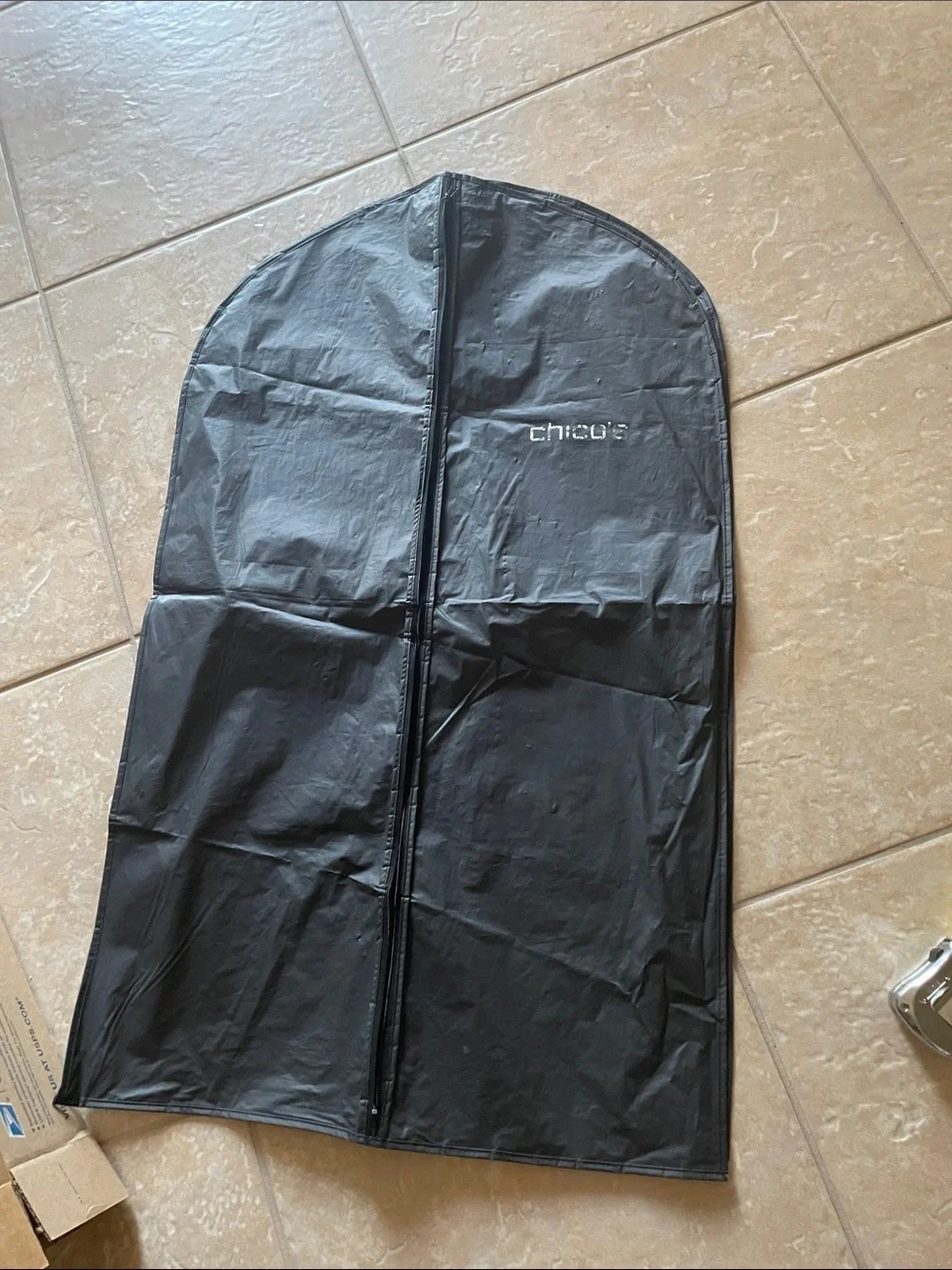 🖤5/$25 Chicos black garment bag